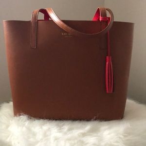 ***HOLD**** Kate spade brown tote w red interior